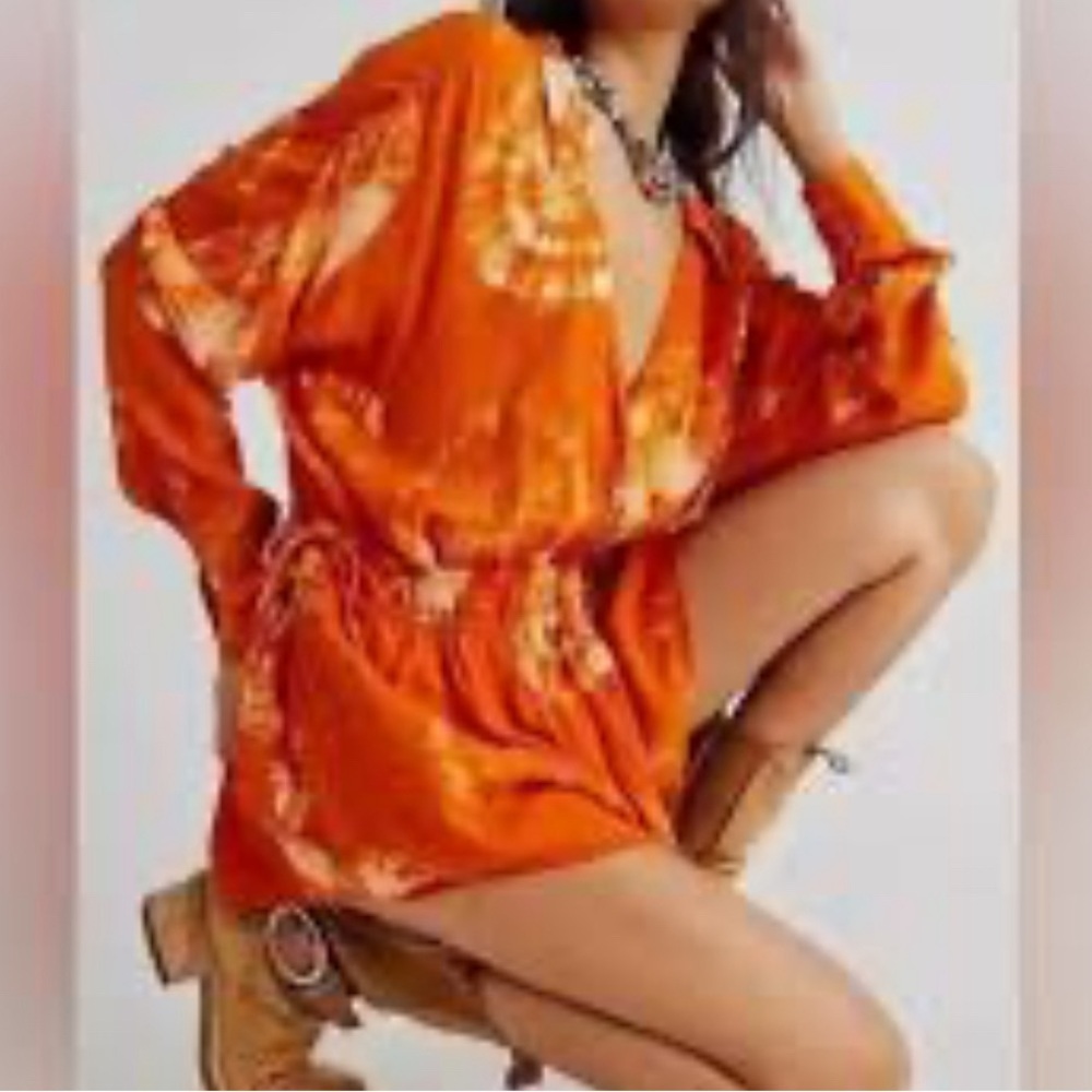 Free people Marla printed shortall romper. Medium. Orange.